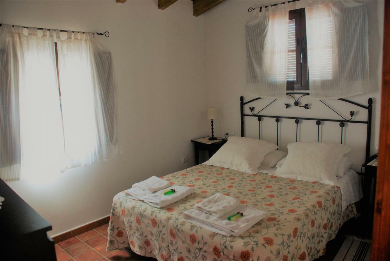 Casa Rural La Torre Almonaster la Real Exterior foto